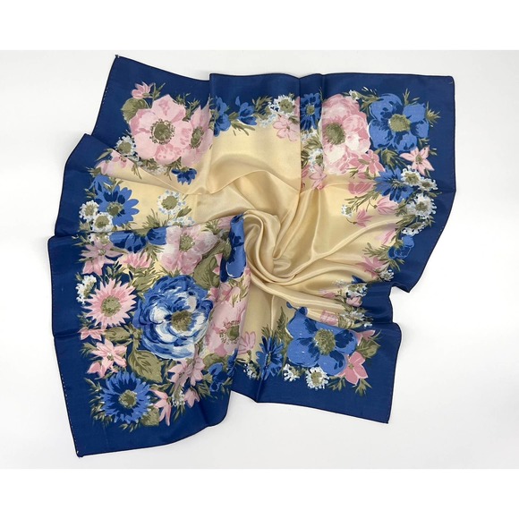 Vintage Floral Floral Scarf with Gold Background - Picture 7 of 10